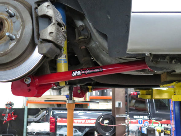 UMI Performance 82-02 GM F-Body Tubular Non-Adjustable Lower Control Arms - Red